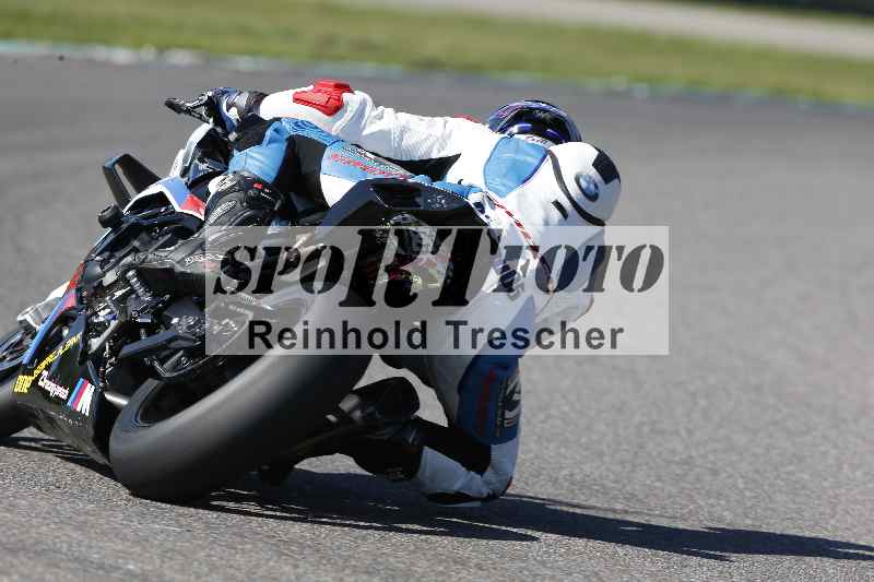 /43 08.08.2025 Discover the Bike ADR/Race 3 rot/666
